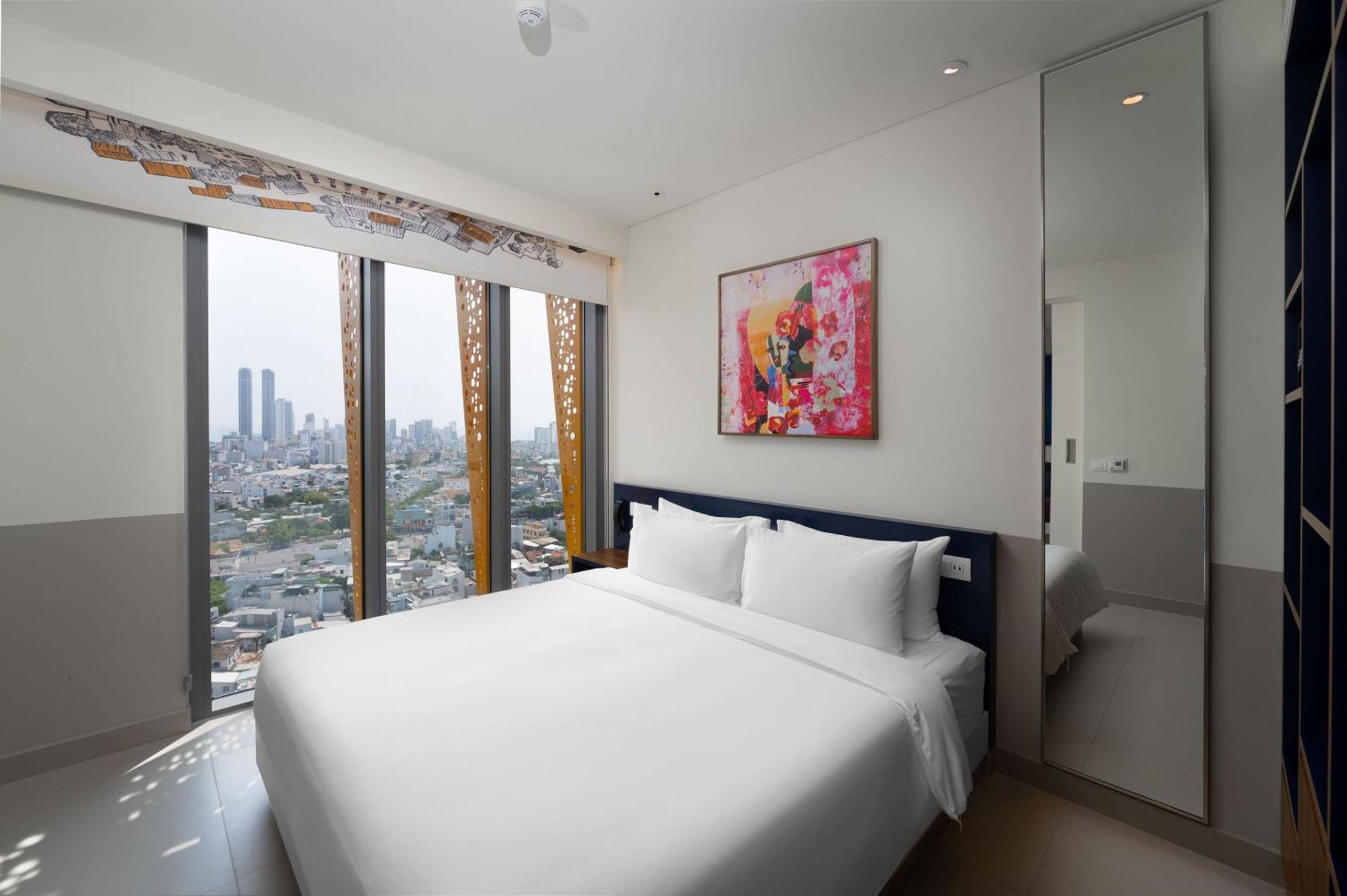 Wink Icon Hotel Danang Riverside - Luxury Suites - 24Hrs Stay & Rooftop Pool Bar Eksteriør billede