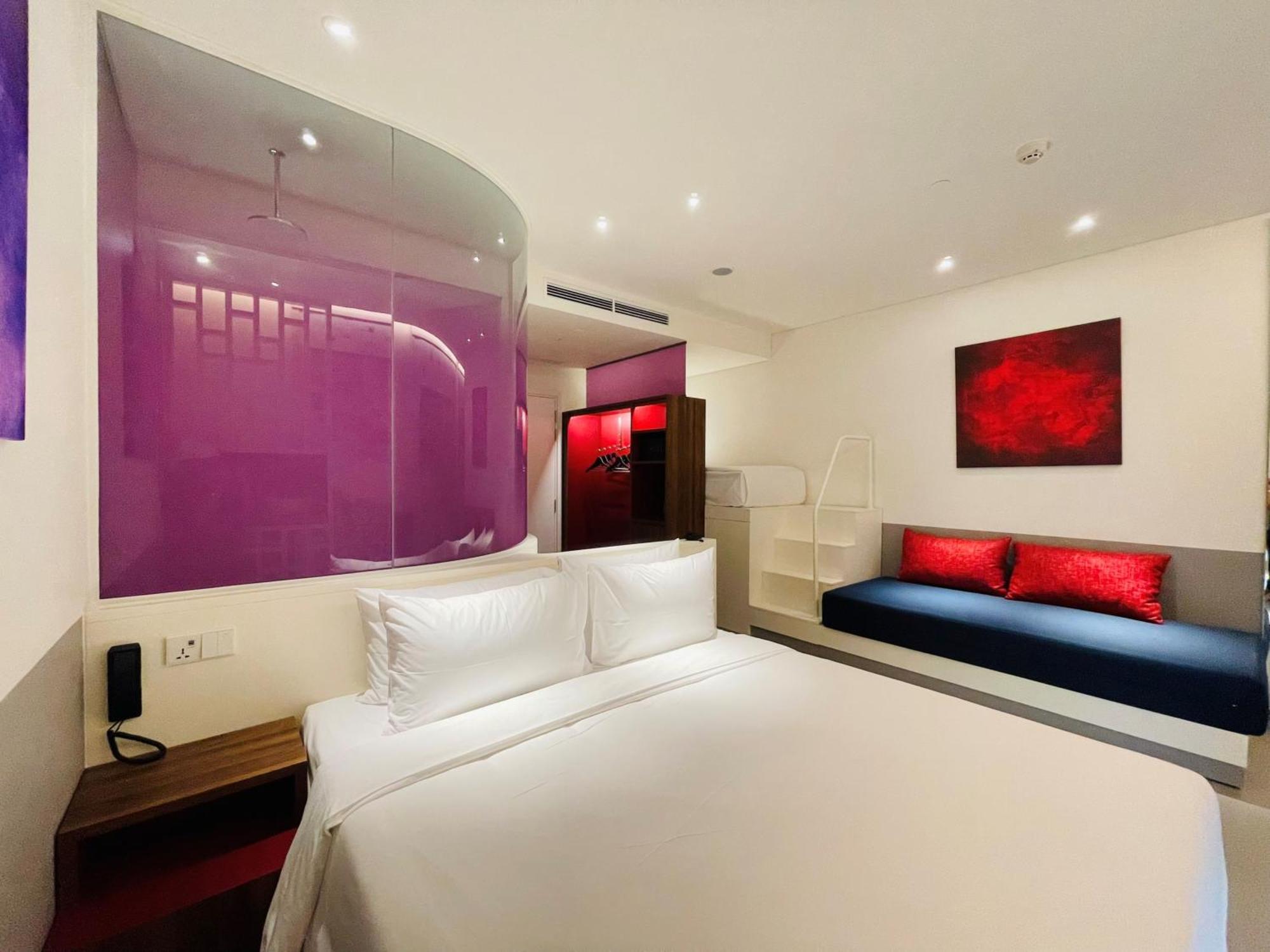 Wink Icon Hotel Danang Riverside - Luxury Suites - 24Hrs Stay & Rooftop Pool Bar Eksteriør billede